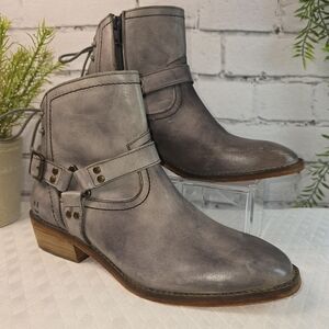 ROAN BY BED STU WOMENS ELIN HARNESS ANKLE BOOTIE DISTRESSED GRAY LEATHER